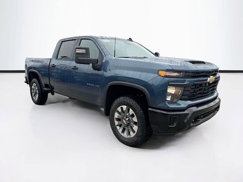 New 2026 Chevrolet Silverado 2500 Custom image 3