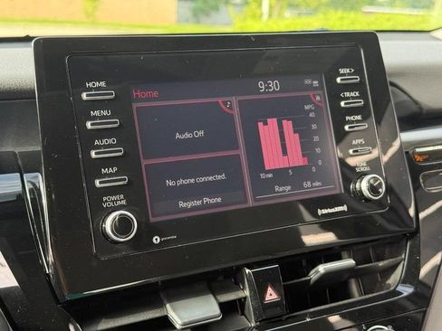 Used 2021 Toyota Camry SE FWD image 23