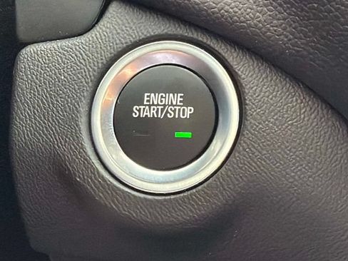 Used 2022 Chevrolet Equinox LT FWD image 32