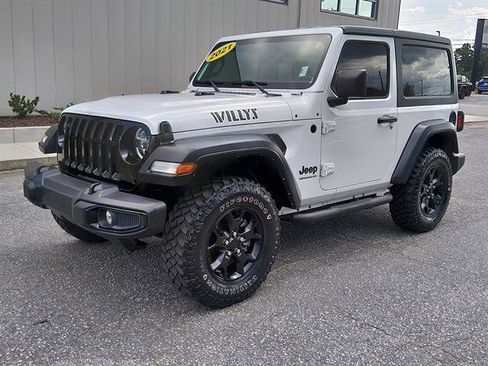 Used 2021 Jeep Wrangler Sport AWD/4WD image 7