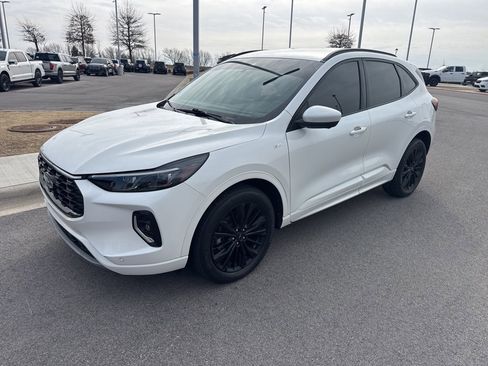 Used 2023 Ford Escape ST-Line Elite image 1