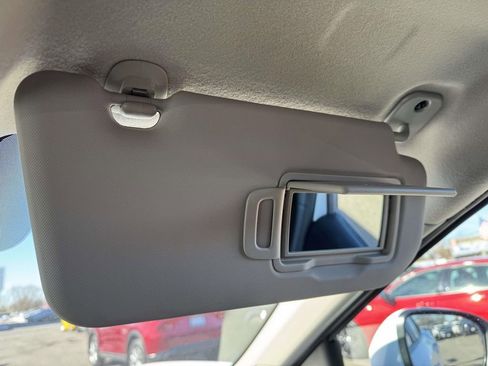 Used 2025 Nissan Kicks SV image 30