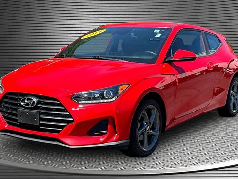 Used 2019 Hyundai Veloster 2.0 FWD image 3