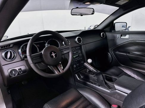 Used 2009 Ford Mustang GT Premium RWD image 10