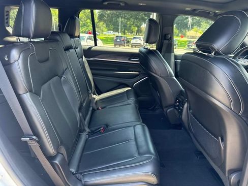 Used 2023 Jeep Grand Cherokee L Overland w/ MOPAR Finishing Package RWD image 13