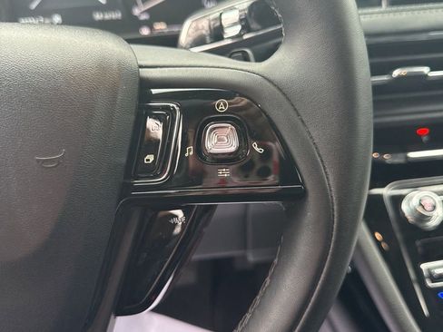 Used 2022 Lincoln Corsair AWD w/ Equipment Group 101A image 27