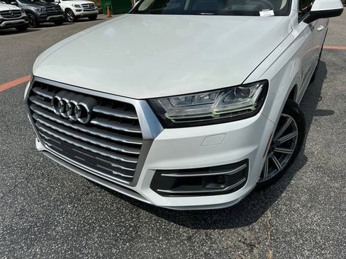 Used 2018 Audi Q7 3.0T Prestige image 9