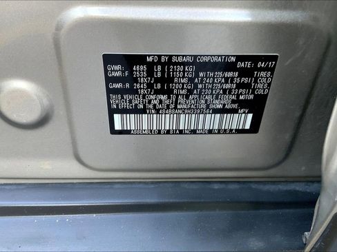 Used 2017 Subaru Outback 2.5i Limited image 35