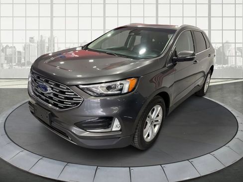 Used 2019 Ford Edge SEL w/ Cargo Accessory Package image 6