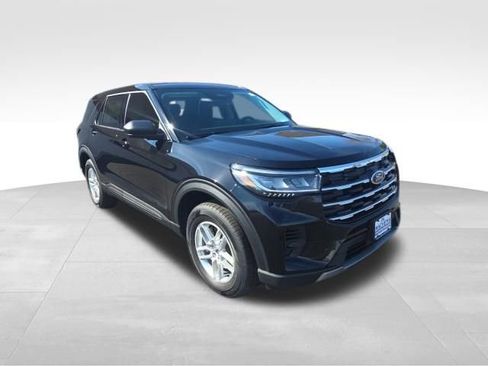 New 2026 Ford Explorer Active image 8
