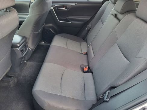 Used 2025 Toyota RAV4 XLE image 13