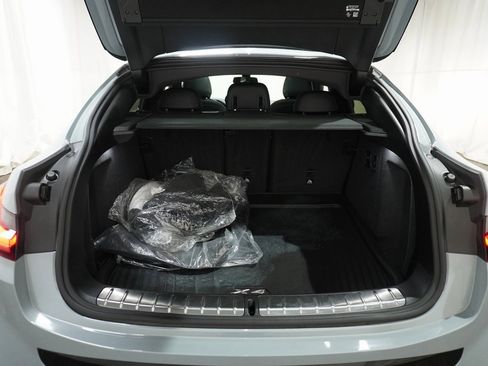 Used 2024 BMW X4 M40i w/ Premium Package image 5