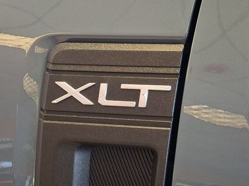 New 2026 Ford Maverick XLT w/ XLT Luxury Package FWD image 14