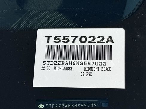 Certified 2022 Toyota Highlander LE image 54