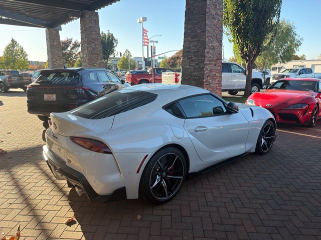 Used 2021 Toyota Supra Premium w/ Driver Assist Package RWD image 4