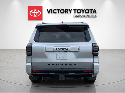 Used 2025 Toyota 4Runner TRD Sport Premium AWD/4WD image 4