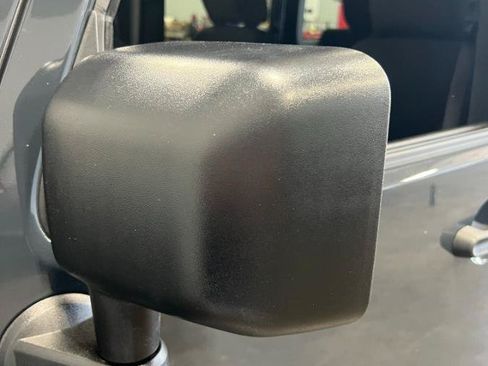 Used 2018 Jeep Wrangler Unlimited Sport S AWD/4WD image 21