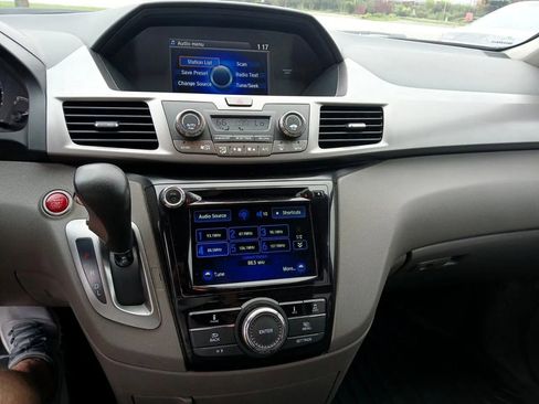 Used 2015 Honda Odyssey EX image 12