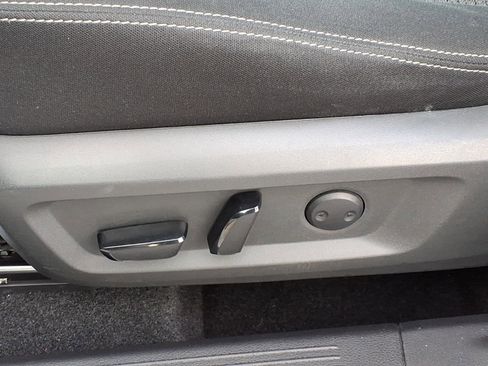 Certified 2021 Nissan Rogue SV image 16