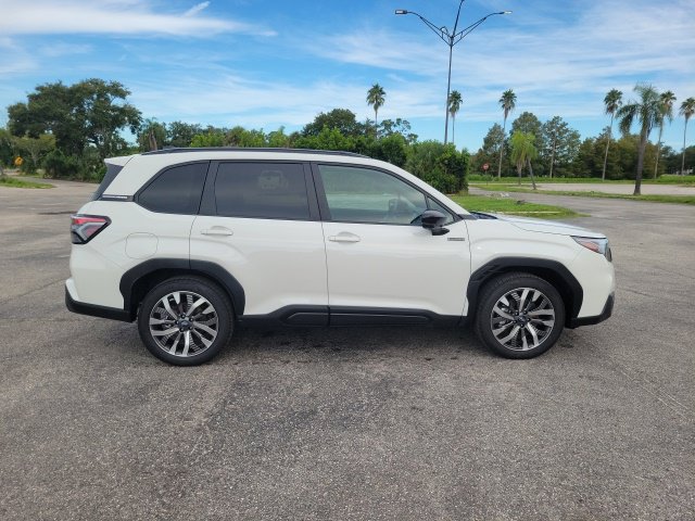 Used 2026 Subaru Forester Touring AWD/4WD image 4