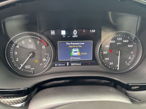 Certified 2023 Cadillac XT5 Sportv w/ Technology Package image 18