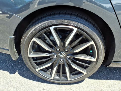 Used 2025 Honda Accord Touring image 7