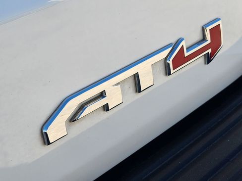 Certified 2025 GMC Yukon AT4 Ultimate image 12