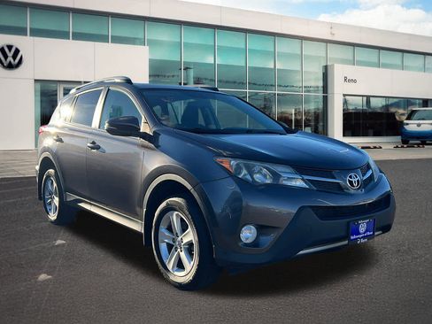 Used 2014 Toyota RAV4 XLE image 3