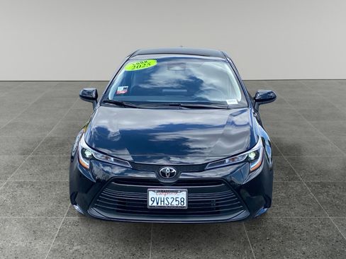 Used 2025 Toyota Corolla LE FWD image 8
