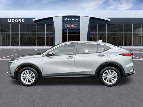 Used 2025 Buick Envista Preferred w/ Convenience I Package FWD image 6