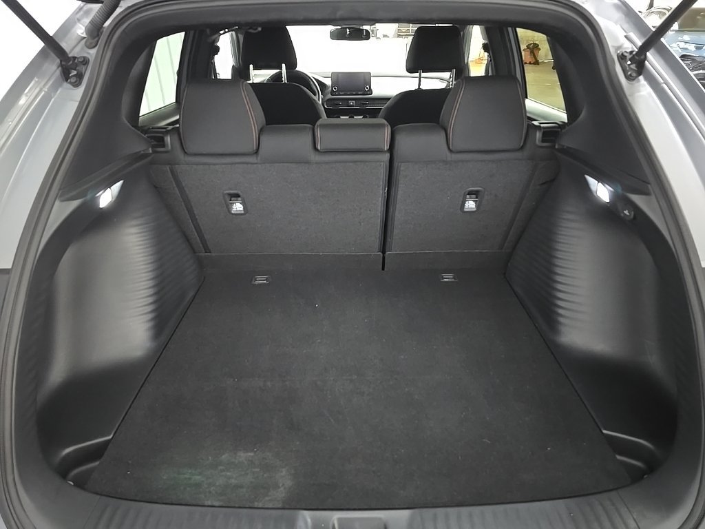 Used 2024 Honda HR-V Sport image 11