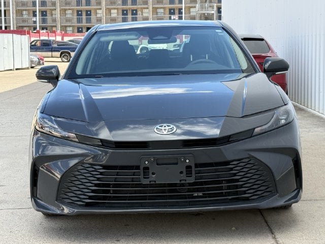 Used 2025 Toyota Camry LE FWD image 8