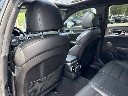 Used 2020 Kia Stinger GT2 RWD image 14