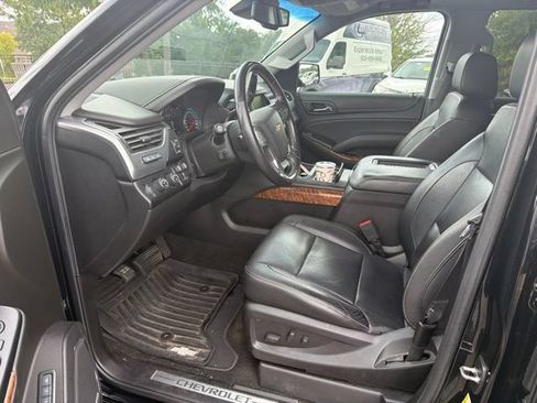 Used 2018 Chevrolet Suburban Premier AWD/4WD image 10