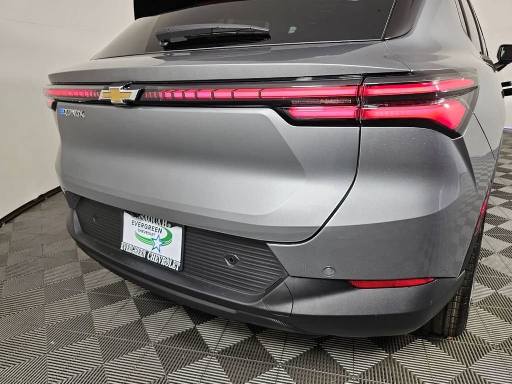 New 2026 Chevrolet Equinox EV LT FWD image 16