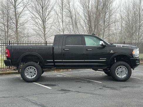 Used 2021 RAM 2500 Limited image 3