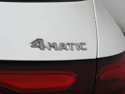 Certified 2025 Mercedes-Benz GLC 300 4MATIC image 35
