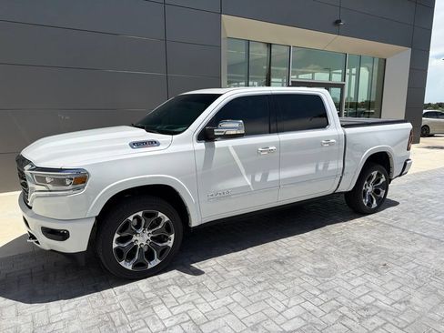 Used 2022 RAM 1500 Limited AWD/4WD image 1