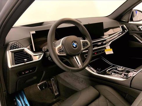New 2026 BMW X5 M60i image 4
