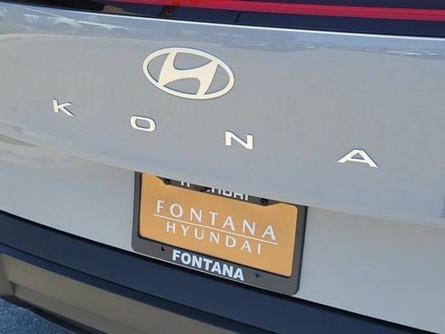 New 2027 Hyundai Kona SE FWD image 27