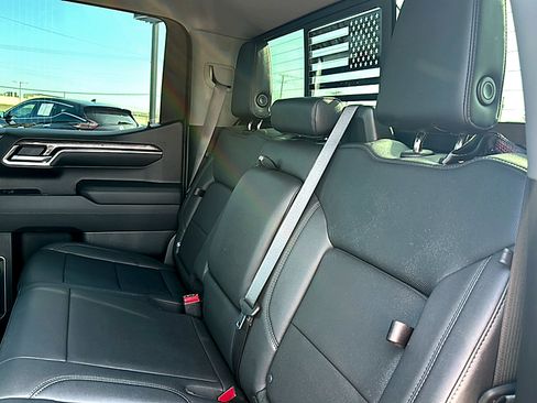 Used 2022 Chevrolet Silverado 1500 LTZ w/ LTZ Premium Package image 19