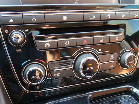 Used 2017 Jaguar XJ L Portfolio image 32