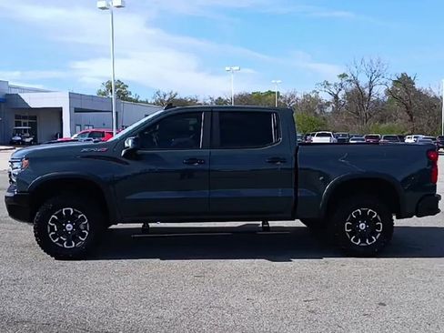 Used 2026 Chevrolet Silverado 1500 ZR2 image 5