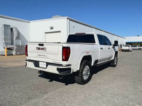 Used 2021 GMC Sierra 2500 Denali w/ Denali Ultimate Package image 8