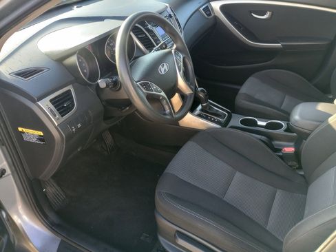 Used 2014 Hyundai Elantra GT FWD image 4