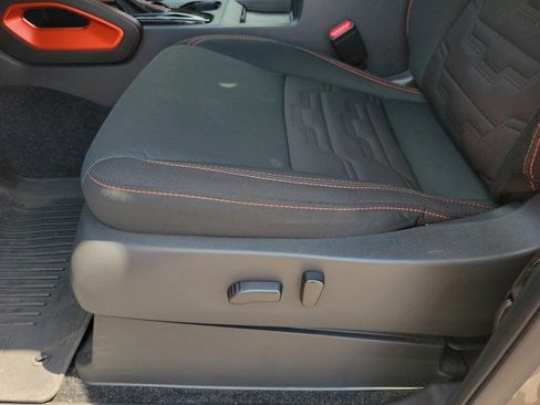 Used 2023 Nissan Frontier PRO-4X w/ Technology Package image 6