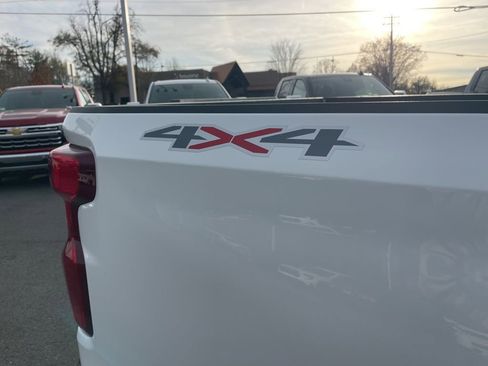 Used 2022 Chevrolet Silverado 1500 W/T w/ WT Value Package image 23