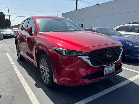 Used 2022 MAZDA CX-5 Signature AWD/4WD image 2
