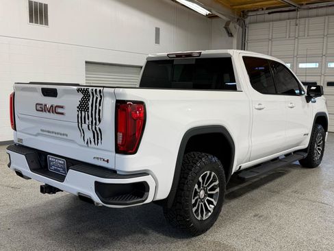 Used 2019 GMC Sierra 1500 AT4 w/ AT4 Premium Package AWD/4WD image 4