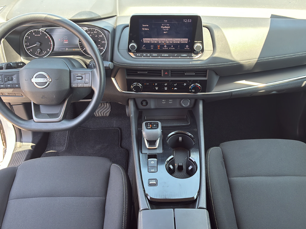 Used 2025 Nissan Rogue S FWD image 32